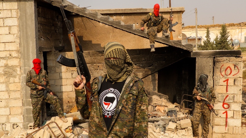 Членове на крайнолявата група Антифашистко действие, отишли на война в Сирия.