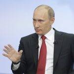 Министър-председателят на Русия Владимир Путин говори по време на годишната си сесия за въпроси и отговори с руския народ в Москва, 16 декември 2010 г.