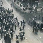 Комунисти нападат украинци, протестиращи против Голодомора, Чикаго, 1933 г.