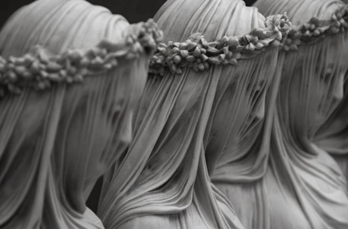 Идеята за монументалното гробище в Сталиено - Cimitero Monumentale di Staglieno - е замислена в началото на XIX в.