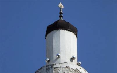 Осман Пазвантоглу джамия във Видин. Единствената джамия в света, която няма полумесец на минарето си, а сърце - символ на обичта на Осман Пазвантоглу към българка.