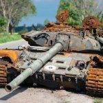 Унищожен руски танк в Украйна. Снимка: Dmitry Bukhantsov, Unsplash