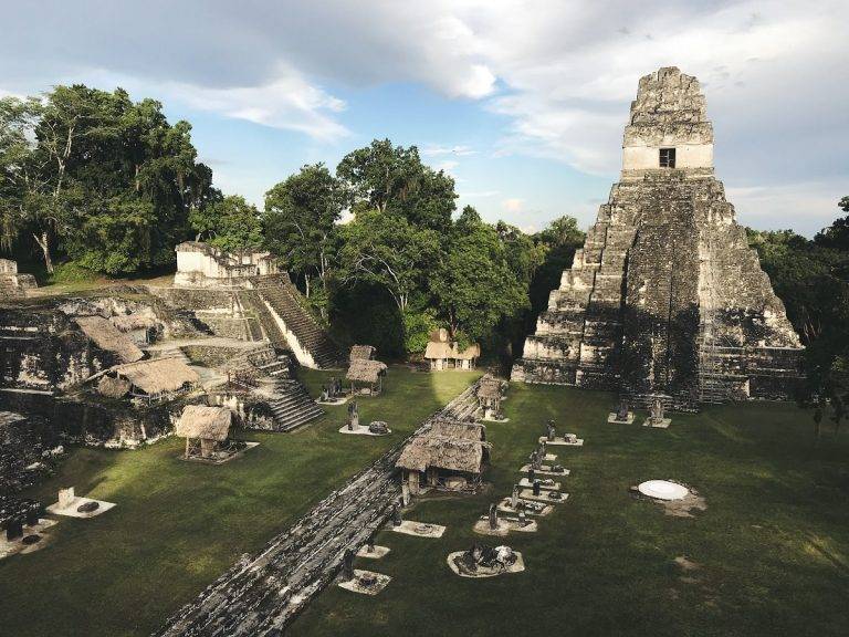 Храмът на Ягуара, Храм II, Тикал, депатрамент Петен, Гватемала. Снимка: Jimmy Baum, Unsplash