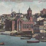 Фанариоти в Османската империя - пощенска картичка, издадена около 1905-1910 г., показваща изглед от началото на века на константинополския квартал Фенер (Фанар), където гърците трябвало да се преместят след завладяването на Константинопол от турците. На преден план: българската православна църква "Свети Стефан".