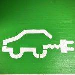 Рекламите и навлизането на електромобили са масови. Дали обаче наистина сме готови за подобна стъпка? Снимка: Ralph Hutter, Unsplash