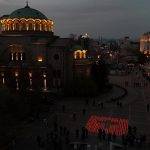 Запалените свещи, по една за всеки един от убитите и ранените в атентата в "Св. Неделя". Снимка с дрон: Христо Иванов