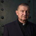 Кустодио Балестер, помощник-свещеник в енорията Сан Себастиан в Бадалона.Снимка: David Ramírez, ARABA PRESS